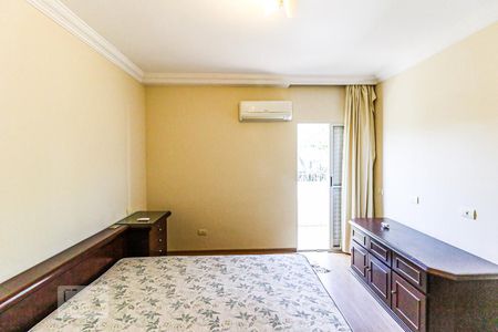 Casa para alugar com 216m², 4 quartos e 2 vagasSuíte 1