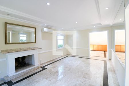 Sala de casa de condomínio para alugar com 4 quartos, 216m² em Jardim Petrópolis, São Paulo