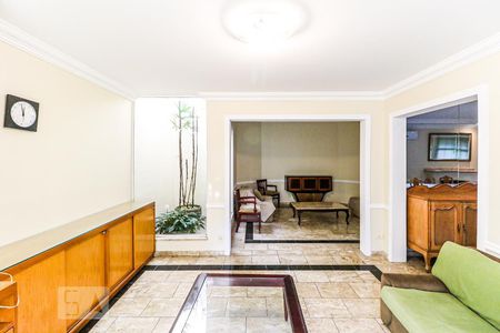 Casa para alugar com 216m², 4 quartos e 2 vagasSala