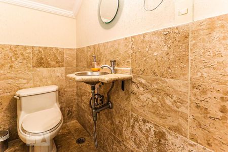 Casa para alugar com 216m², 4 quartos e 2 vagasLavabo