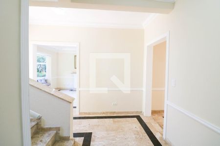 Hall de entrada de casa de condomínio para alugar com 4 quartos, 216m² em Jardim Petrópolis, São Paulo