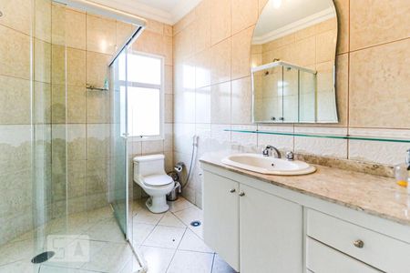 Casa para alugar com 216m², 4 quartos e 2 vagasBanheiro