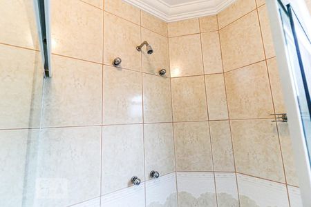 Casa para alugar com 216m², 4 quartos e 2 vagasBanheiro