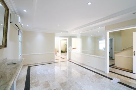 Sala de casa de condomínio para alugar com 4 quartos, 216m² em Jardim Petrópolis, São Paulo