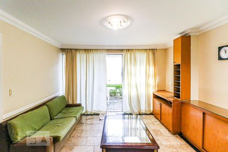 Casa para alugar com 216m², 4 quartos e 2 vagasSala