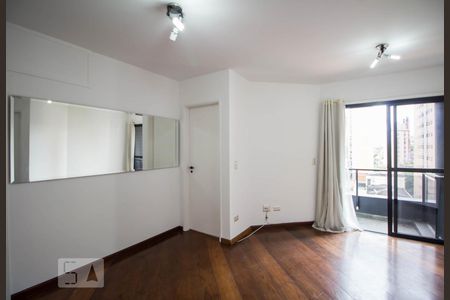 Sala de apartamento para alugar com 1 quarto, 45m² em Vila Madalena, São Paulo