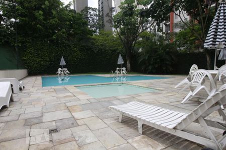 Apartamento à venda com 147m², 4 quartos e 3 vagasPiscinas