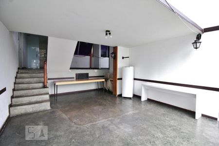 Apartamento para alugar com 40m², 1 quarto e 1 vagaSalão de festas