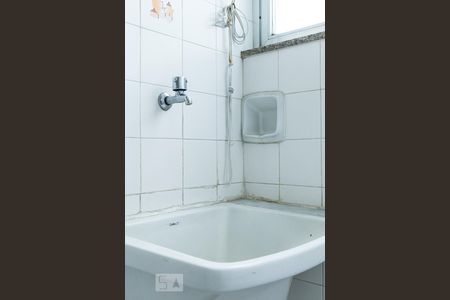 Apartamento para alugar com 80m², 2 quartos e 1 vagaÁrea de Serviço