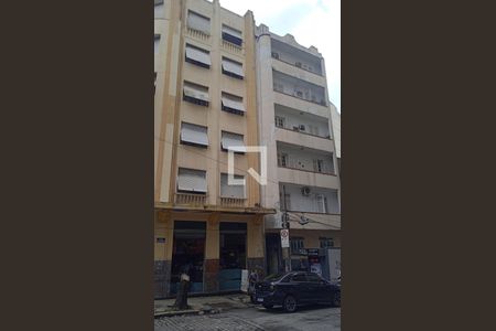 Apartamento para alugar com 95m², 3 quartos e sem vaga Apartamento para alugar com 95m², 3 quartos e sem vagaFachada
