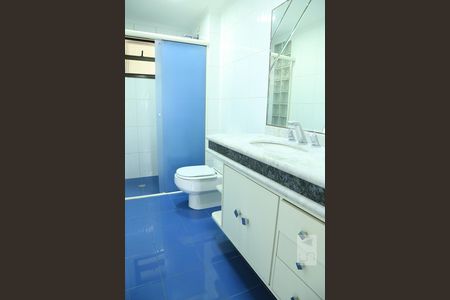 Apartamento à venda com 90m², 3 quartos e 2 vagasBanheiro