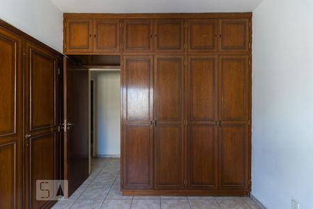 Apartamento à venda com 102m², 3 quartos e 1 vagaQuarto 2 - Armários