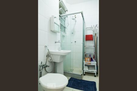 Studio para alugar com 25m², 1 quarto e sem vaga Studio para alugar com 25m², 1 quarto e sem vagaBanheiro