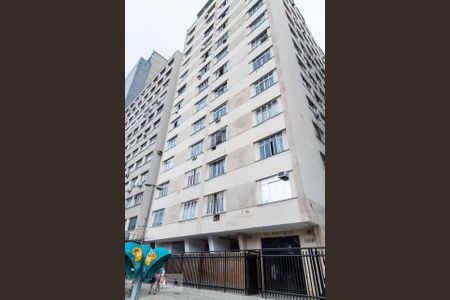 Studio para alugar com 25m², 1 quarto e sem vaga Studio para alugar com 25m², 1 quarto e sem vagaFachada