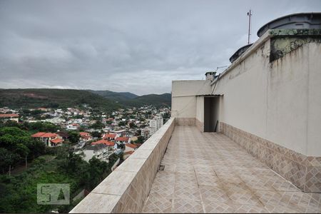 Apartamento para alugar com 246m², 3 quartos e 2 vagasTerraço