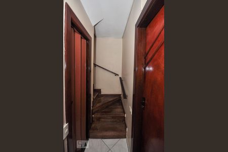 Apartamento para alugar com 246m², 3 quartos e 2 vagasCorredor - Escada 