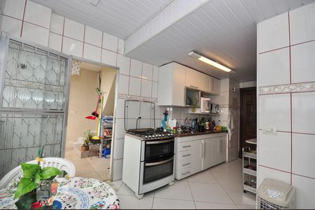 Apartamento para alugar com 246m², 3 quartos e 2 vagasCozinha 