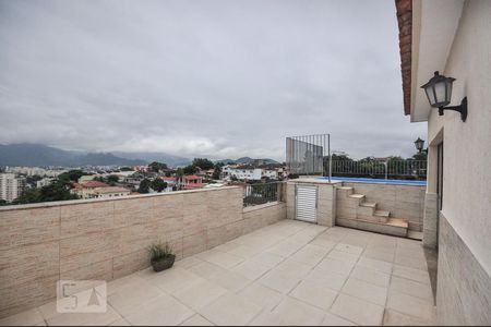 Área Externa de apartamento para alugar com 3 quartos, 246m² em Pechincha, Rio de Janeiro