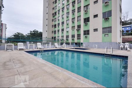 Apartamento para alugar com 246m², 3 quartos e 2 vagasPiscina