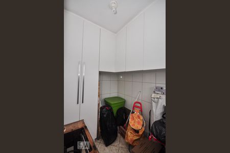 Apartamento para alugar com 246m², 3 quartos e 2 vagasQuarto de Serviço