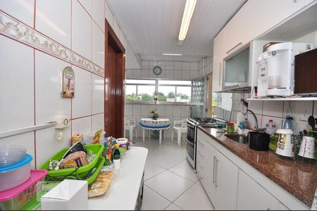 Apartamento para alugar com 246m², 3 quartos e 2 vagasCozinha 