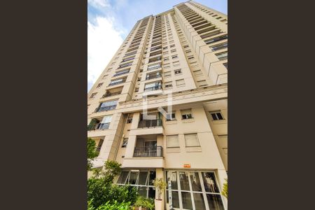 Apartamento à venda com 70m², 3 quartos e 1 vaga Apartamento à venda com 70m², 3 quartos e 1 vagaFachada