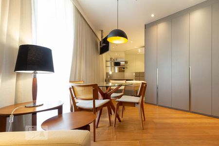 Sala de apartamento para alugar com 1 quarto, 61m² em Vila Olímpia, São Paulo