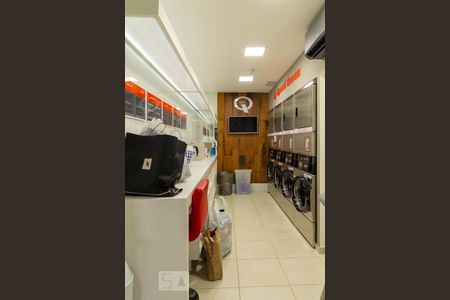 Apartamento para alugar com 61m², 1 quarto e 2 vagas Apartamento para alugar com 61m², 1 quarto e 2 vagasLavanderia