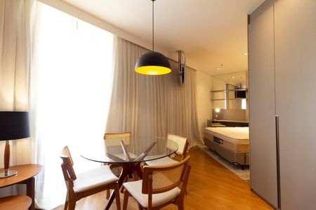 Apartamento para alugar com 1 quarto, 61m² em Vila Olímpia, São Paulo