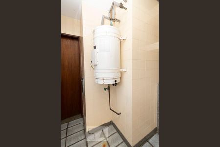 Apartamento à venda com 280m², 3 quartos e 2 vagas Apartamento à venda com 280m², 3 quartos e 2 vagasÁrea de Serviço