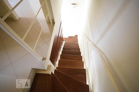 Escada de apartamento à venda com 2 quartos, 106m² em Vila Andrade, São Paulo