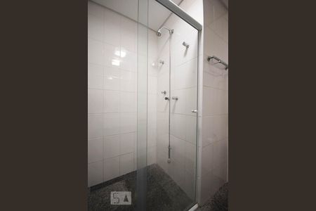 Detalhe do banheiro de apartamento à venda com 2 quartos, 106m² em Vila Andrade, São Paulo