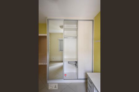 Armário do quarto  de apartamento à venda com 2 quartos, 106m² em Vila Andrade, São Paulo