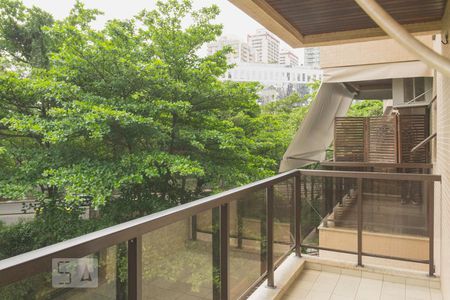 Apartamento para alugar com 100m², 2 quartos e 1 vagaVaranda (Suíte)