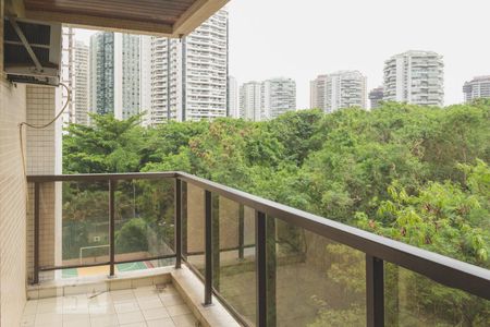 Apartamento para alugar com 100m², 2 quartos e 1 vagaVaranda (Suíte)