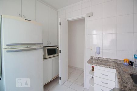Cozinha de apartamento para alugar com 1 quarto, 35m² em Bela Vista, São Paulo