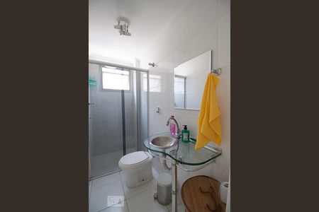 Banheiro de apartamento para alugar com 1 quarto, 35m² em Bela Vista, São Paulo