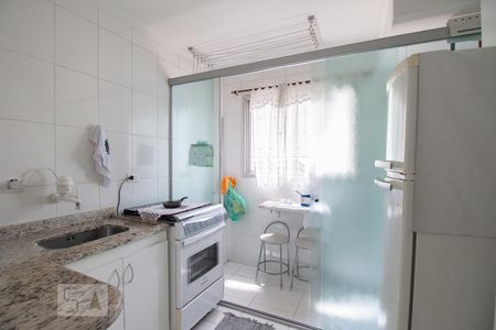 Cozinha de apartamento para alugar com 1 quarto, 35m² em Bela Vista, São Paulo