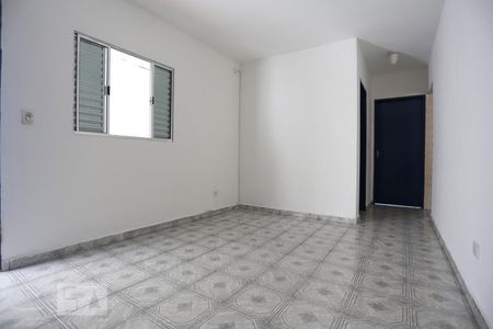Sala de casa para alugar com 2 quartos, 150m² em Km 18, Osasco