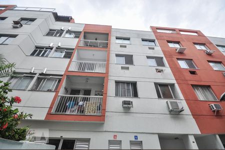 Apartamento à venda com 67m², 3 quartos e 1 vagaFachada