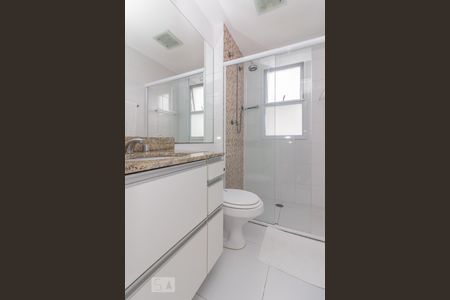 Apartamento à venda com 110m², 3 quartos e 2 vagasBanheiro