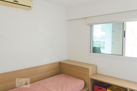 Quarto de apartamento à venda com 3 quartos, 105m² em Barra da Tijuca, Rio de Janeiro