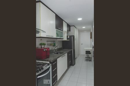 Apartamento à venda com 105m², 3 quartos e 1 vagaCozinha