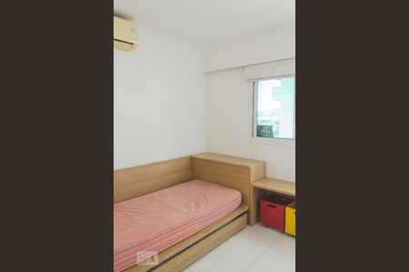Quarto de apartamento à venda com 3 quartos, 105m² em Barra da Tijuca, Rio de Janeiro