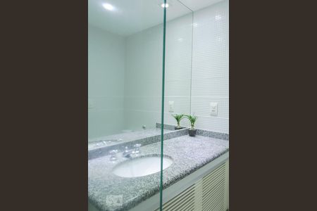 Apartamento à venda com 105m², 3 quartos e 1 vagaBanheiro (Suíte)