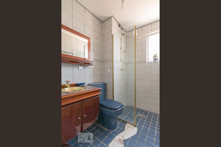 Banheiro de apartamento à venda com 2 quartos, 65m² em Olímpico, São Caetano do Sul
