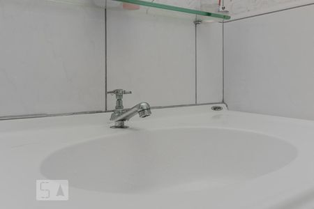 Banheiro de apartamento para alugar com 1 quarto, 47m² em Vila Mariana, São Paulo