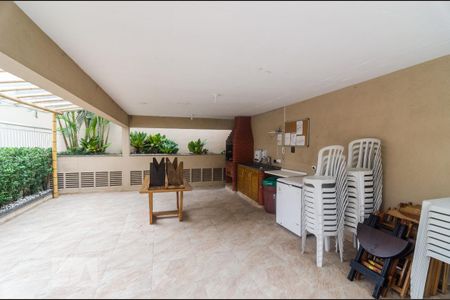 Apartamento para alugar com 51m², 2 quartos e 1 vaga Apartamento para alugar com 51m², 2 quartos e 1 vagaÁrea Comum - Churrasqueira
