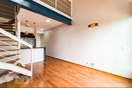 Sala de apartamento para alugar com 1 quarto, 56m² em Cambuí, Campinas