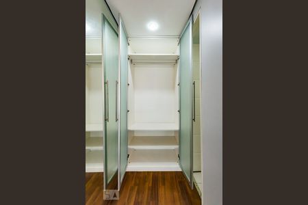 Apartamento para alugar com 56m², 1 quarto e 2 vagasAndar Superior - Suíte